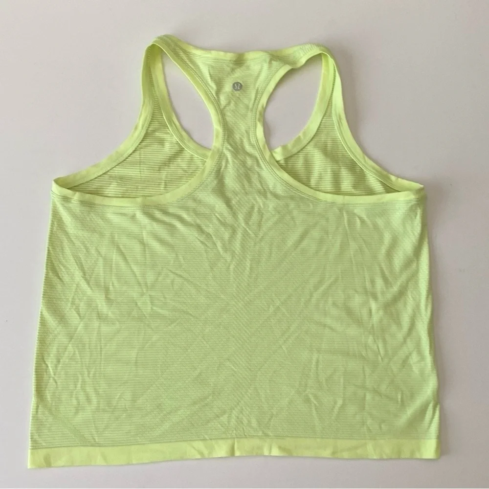 Lululemon Swiftly Tech 2.0 race length Neo Mint Sz 12